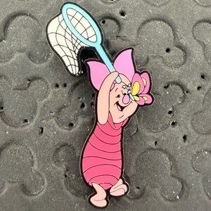 Disney parks Loungefly Hot Topic Winnie The Pooh Butterfly Blind box Piglet pin